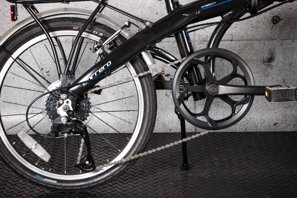 2022 Carrera Intercity Folding Bike - drivetrain.jpg