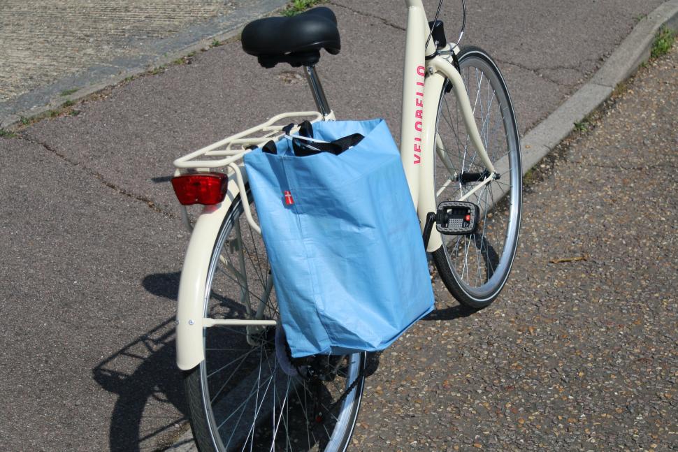 2022 Cobags Bikezac 2.0 Simply Blue Pannier Bag For Life 01.JPG