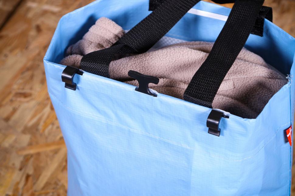 2022 Cobags Bikezac 2.0 Simply Blue Pannier Bag For Life - detail.jpg