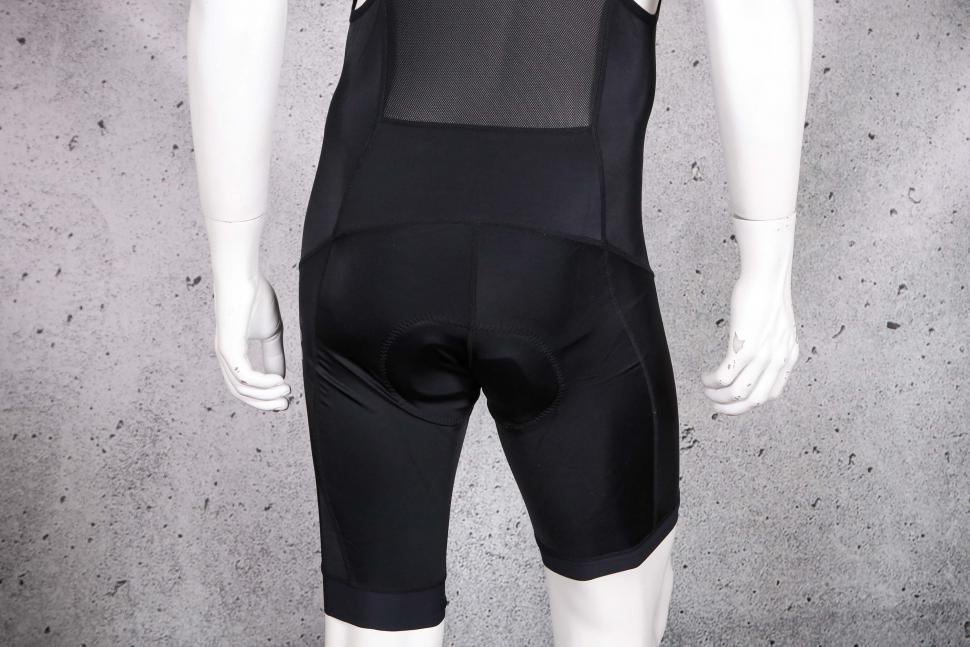 2022 Craft Essence Bib Shorts M - legs back.jpg