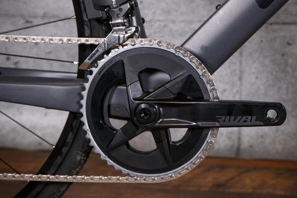 2022 Cube Agree C62 Pro - crank.jpg