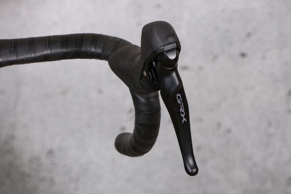 2022 Cube Nuroad EX - lever.jpg