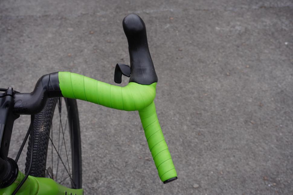2022 Deda Elementi Gera DCR Gravel Handlebars fitted 7.JPG