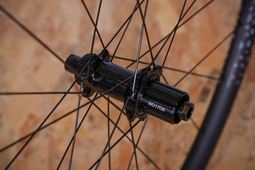 2022 Deda Elementi Gera Gravel Alloy Tubeless Ready Wheels - rear hub.jpg