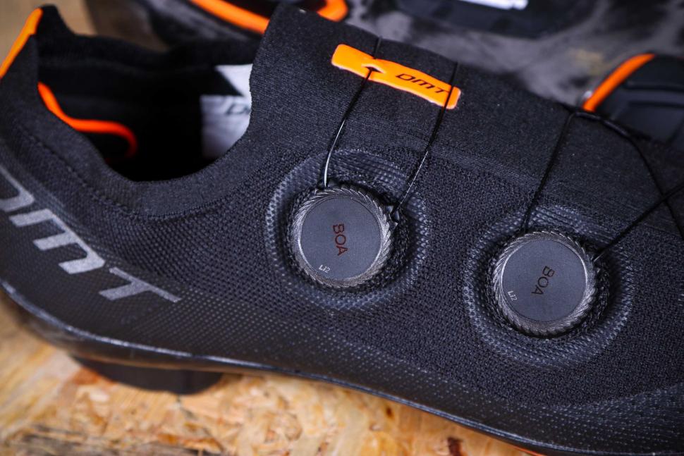 2022 DMT KM0 Black MTB Shoe - BOA dials.jpg