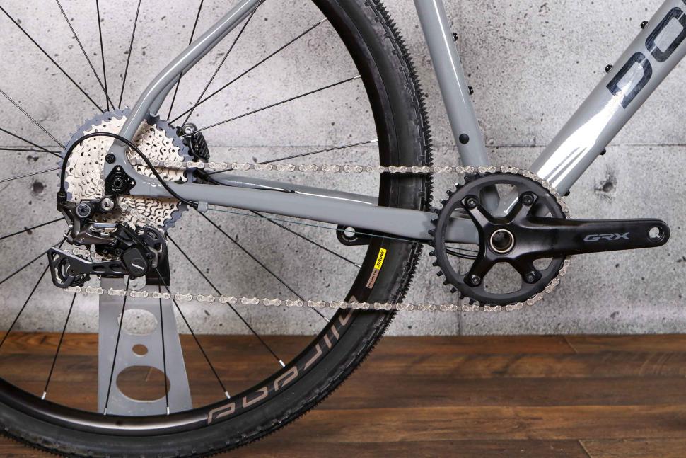 2022 Dolan GXA Aluminium Disc Gravel Bike - drivetrain.jpg