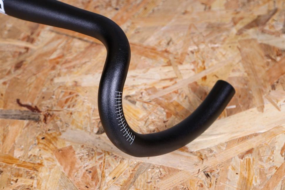 2022 Easton EA50 AX Handlebar - drop.jpg