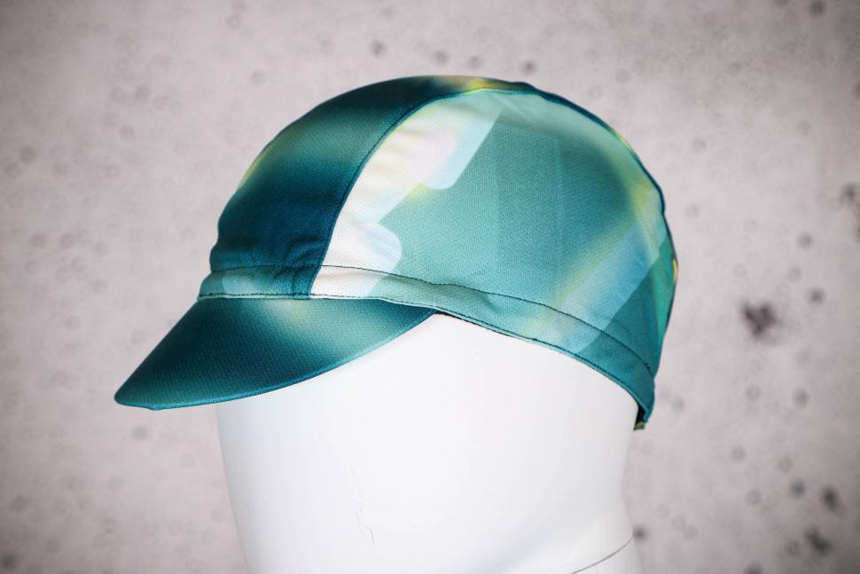 2022 Endura Women's Virtual Trail Cap LTD 3.jpg