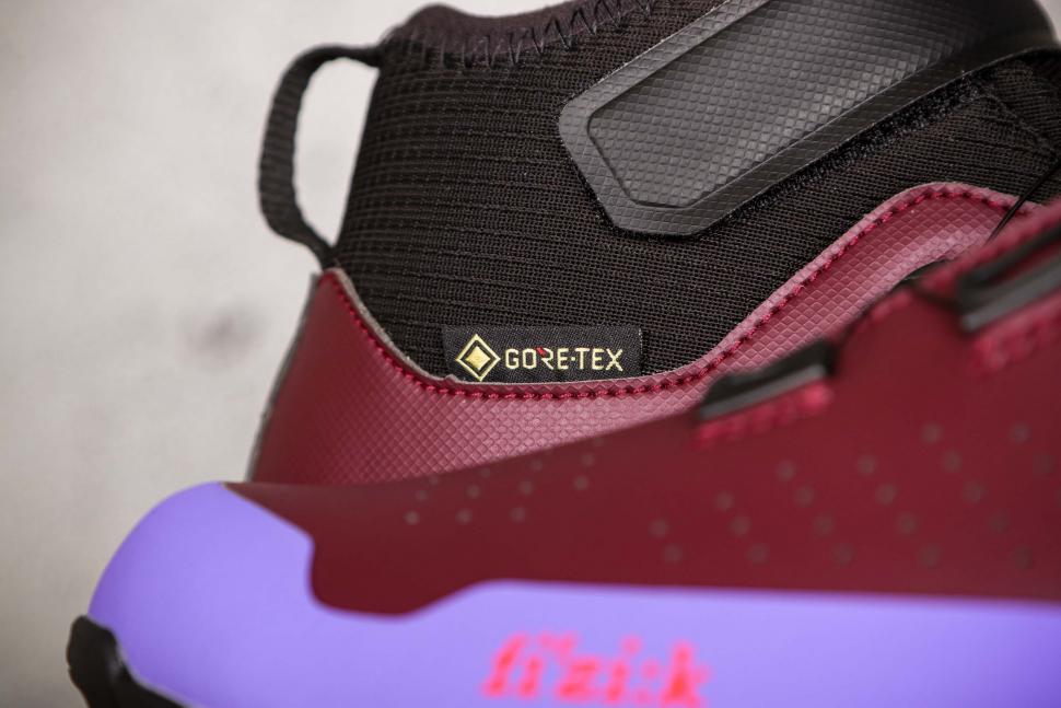 2022 Fizik Terra Artica GTX shoes - Gore-Tex logo.jpg