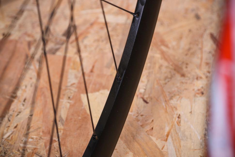 2022 Fulcrum Racing 4 DB wheelset - rim detail.jpg