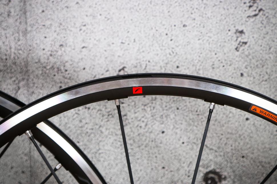 2022 Fulcrum Racing Zero 2WF - rim detail 1.jpg