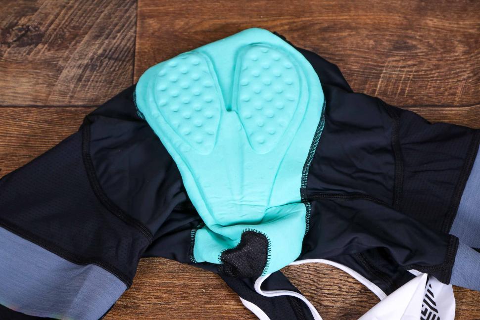 2022 Galibier Equipe 2 Aero Bib Shorts - chamois.jpg