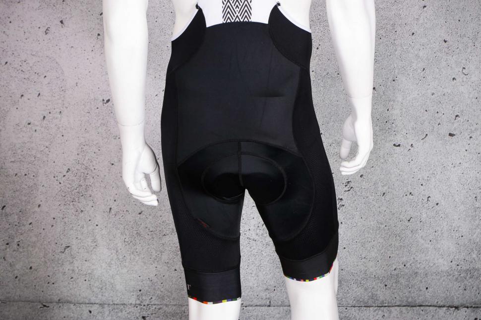 2022 Galibier Equipe 2 Aero Bib Shorts - legs back.jpg