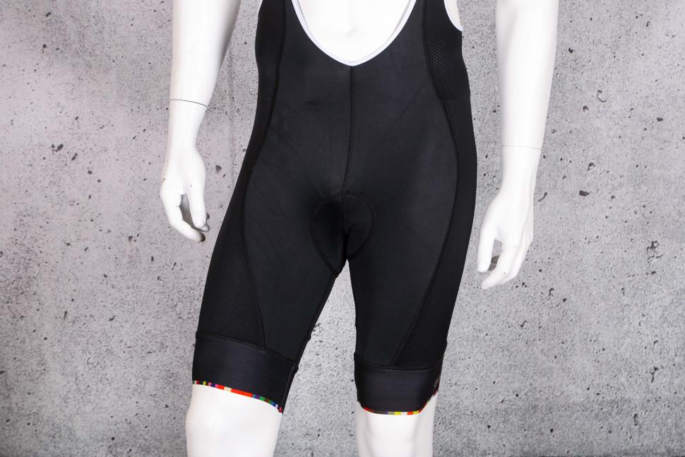 2022 Galibier Equipe 2 Aero Bib Shorts - legs front.jpg