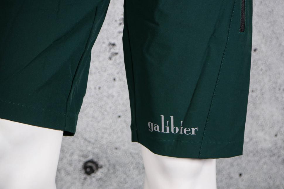 2022 Galibier Liberté gravel shorts - cuff logo.jpg