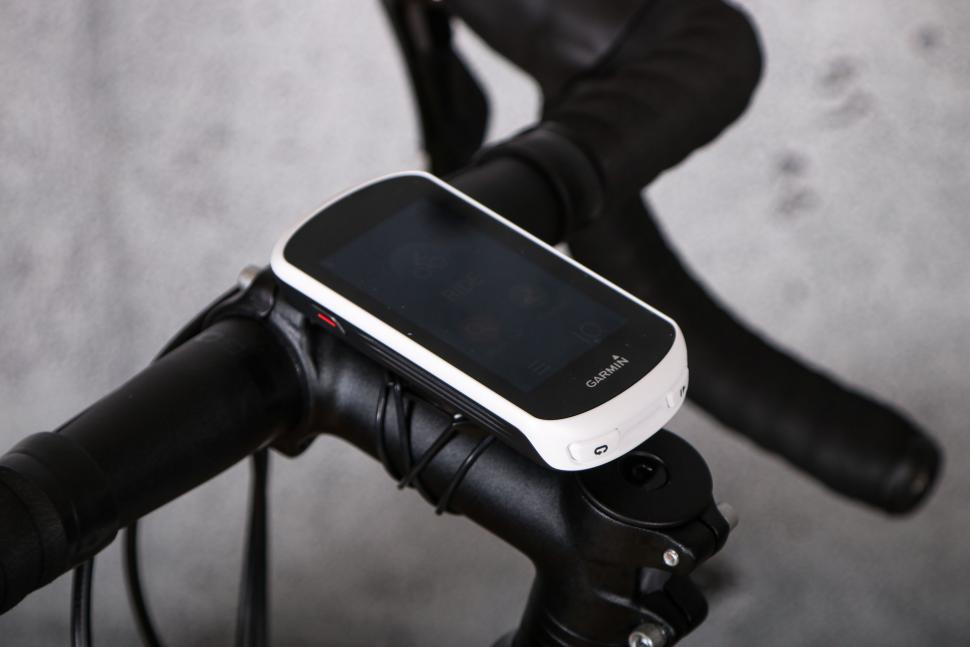 2022 Garmin Edge Explore - on bike 1.jpg