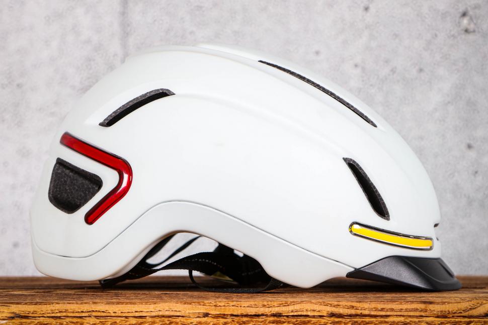 2022 Giro Ethos MIPS Helmet.jpg