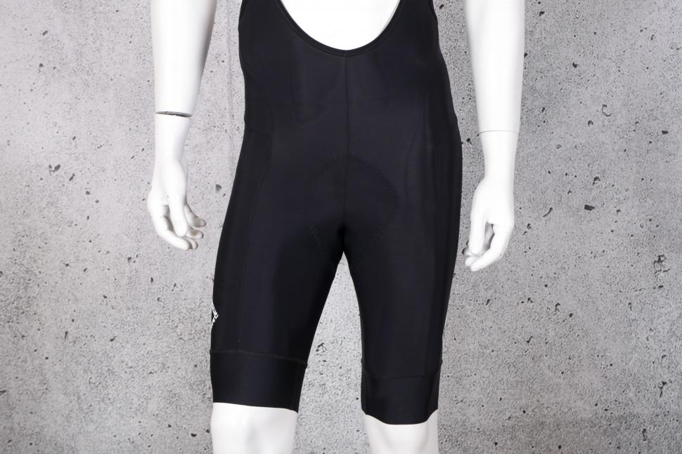 2022 Giro Men's Chrono Elite Bibshorts - legs front.jpg