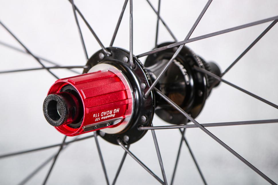 2022 Halo Carbaura RCD 35mm Wheelset - rear hub.jpg