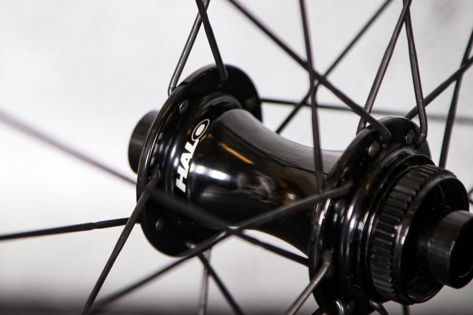 2022 Halo Carbaura RCD 80mm Wheelset - front hub 2.jpg