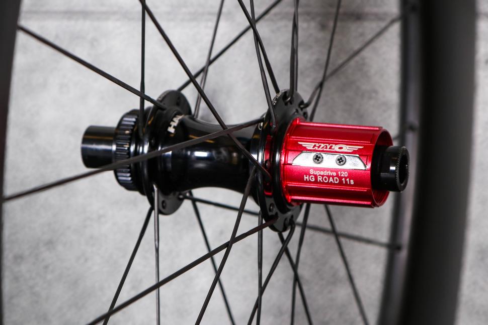 2022 Halo Carbaura RCD 80mm Wheelset - rear hub 1.jpg