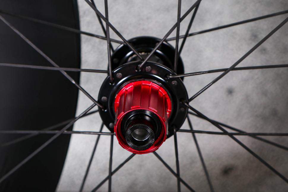 2022 Halo Carbaura RCD 80mm Wheelset - rear hub 2.jpg