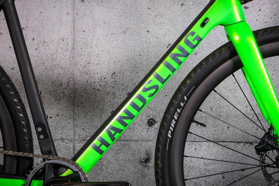 2022 Handsling CEXevo SRAM Force AXS - down tube.jpg