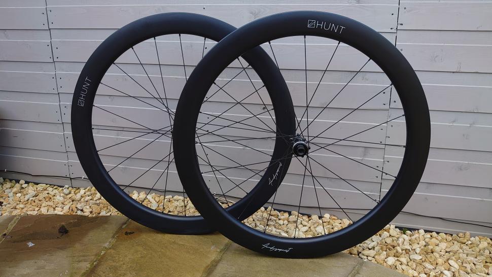 2022 Hunt 54 Aerodynamicist Carbon Disc Wheelset.JPG