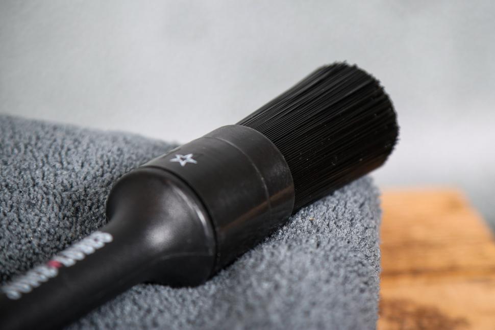 2022 Juice Lubes 3 x Brush and Cloth Pack Mixed Bundle - 3.jpg