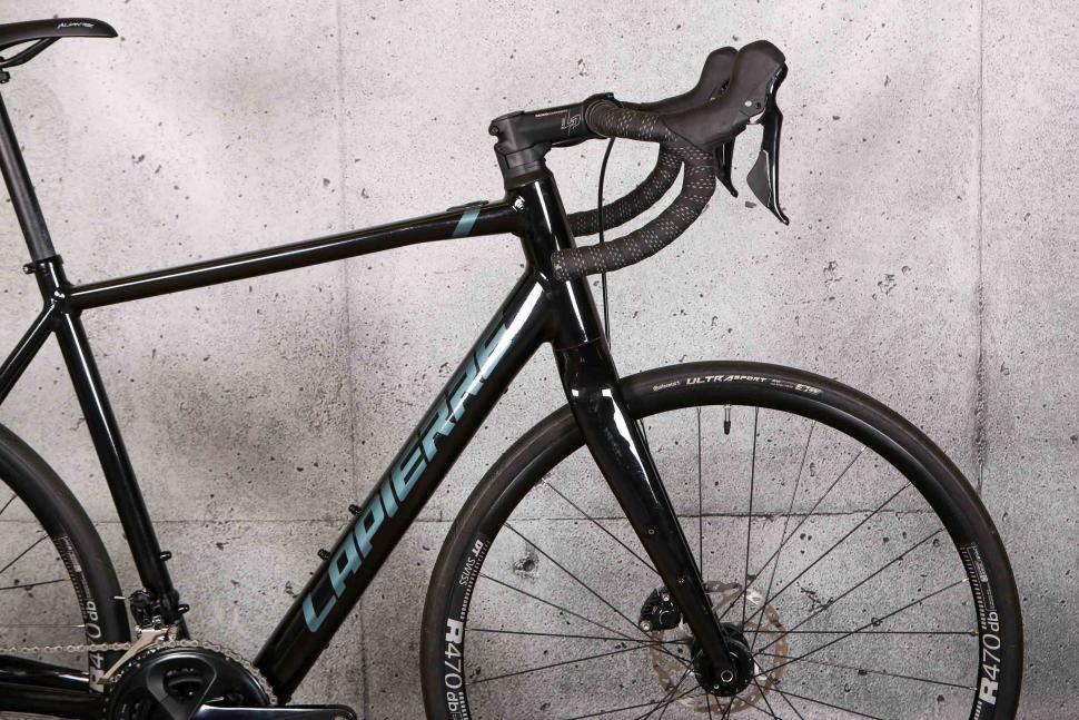 2022 Lapierre e-Sensium 5.2 - front.jpg