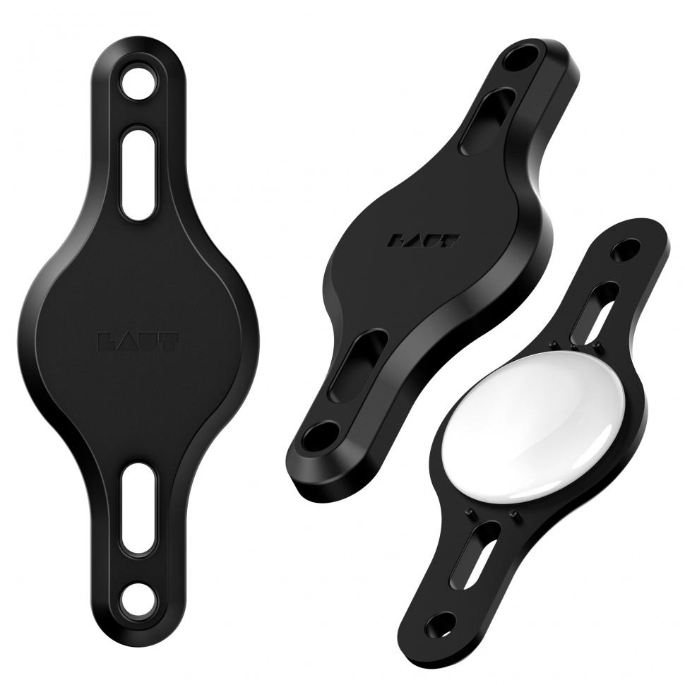 2022 Laut Airtag under bottle cage