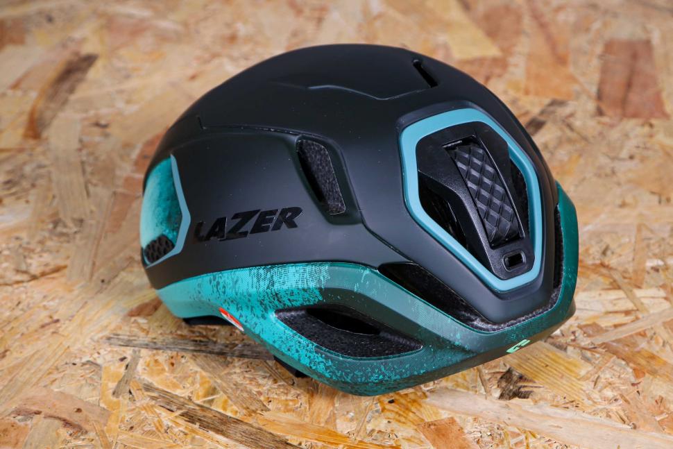 2022 Lazer Vento KinetiCore helmet - rear angle.jpg