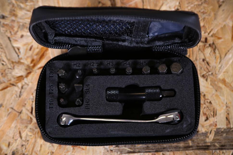 2022 Lezyne Ratchet Kit.jpg