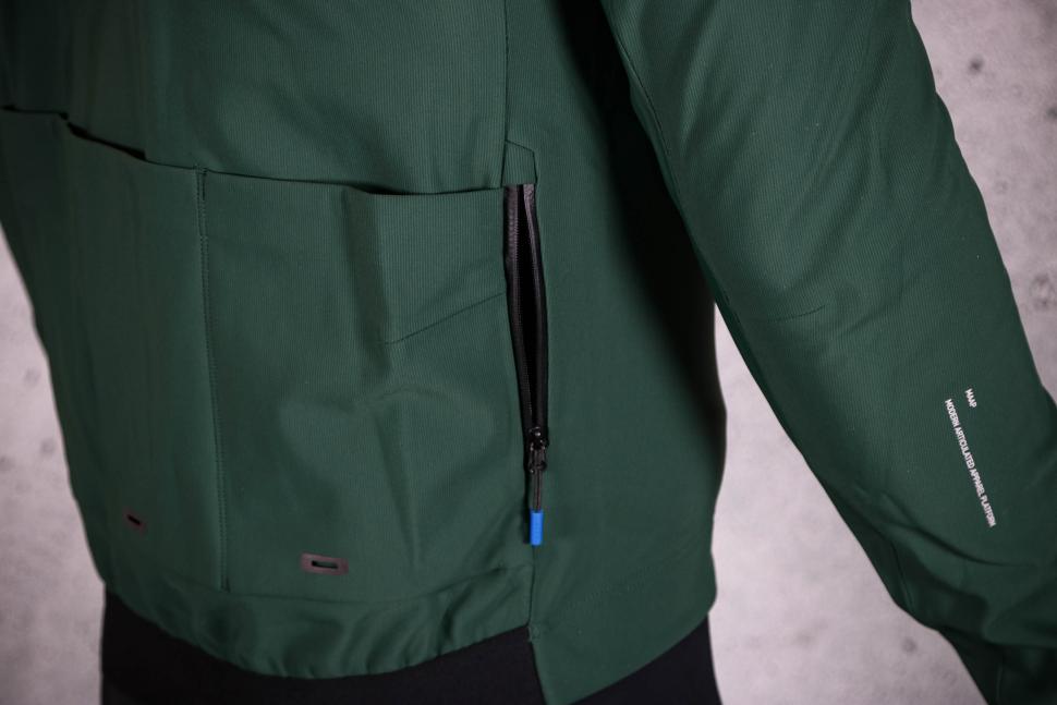 2022 MAAP Training Winter Jacket - zip pocket.jpg