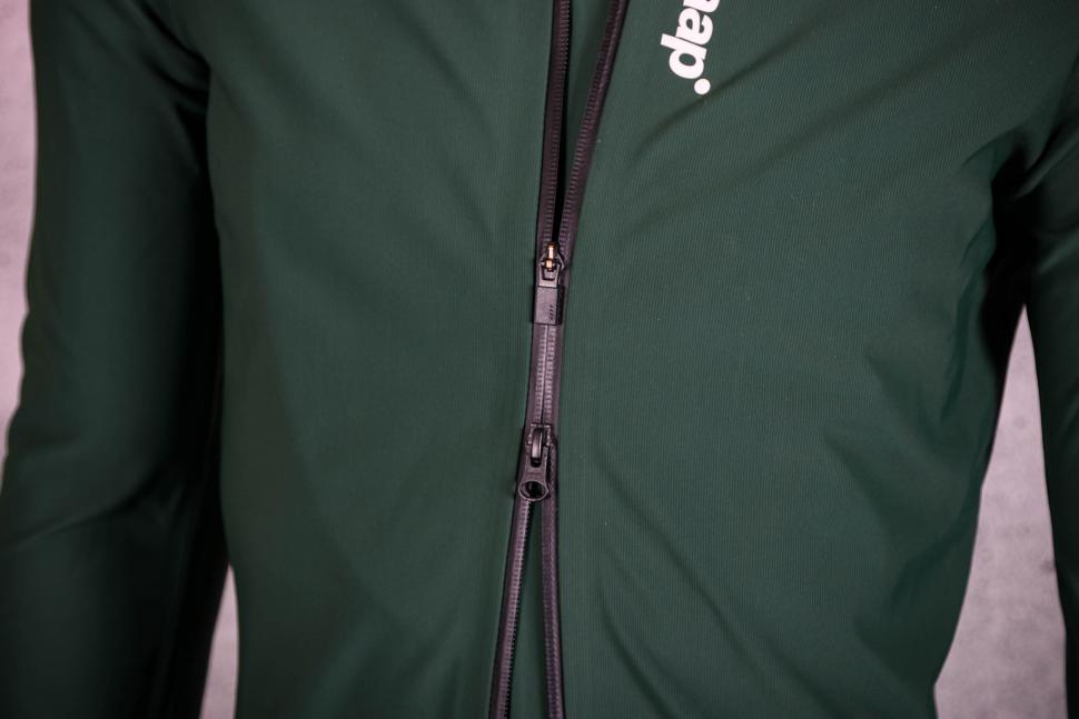 2022 MAAP Training Winter Jacket - zips.jpg