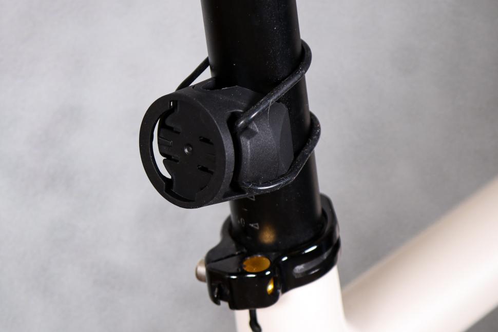 2022 Magene L508 Radar Tail Light - clamp 2.jpg