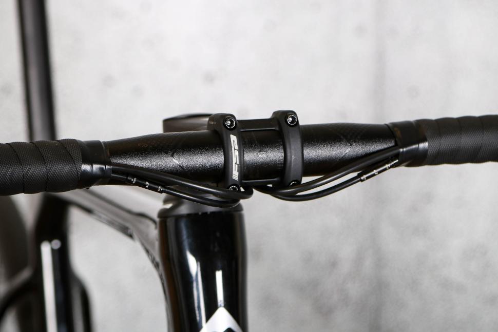 2022 Merida Scultura Limited - bars 2.jpg