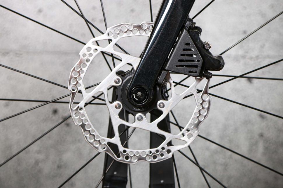 2022 Merida Scultura Limited - front disc brake.jpg