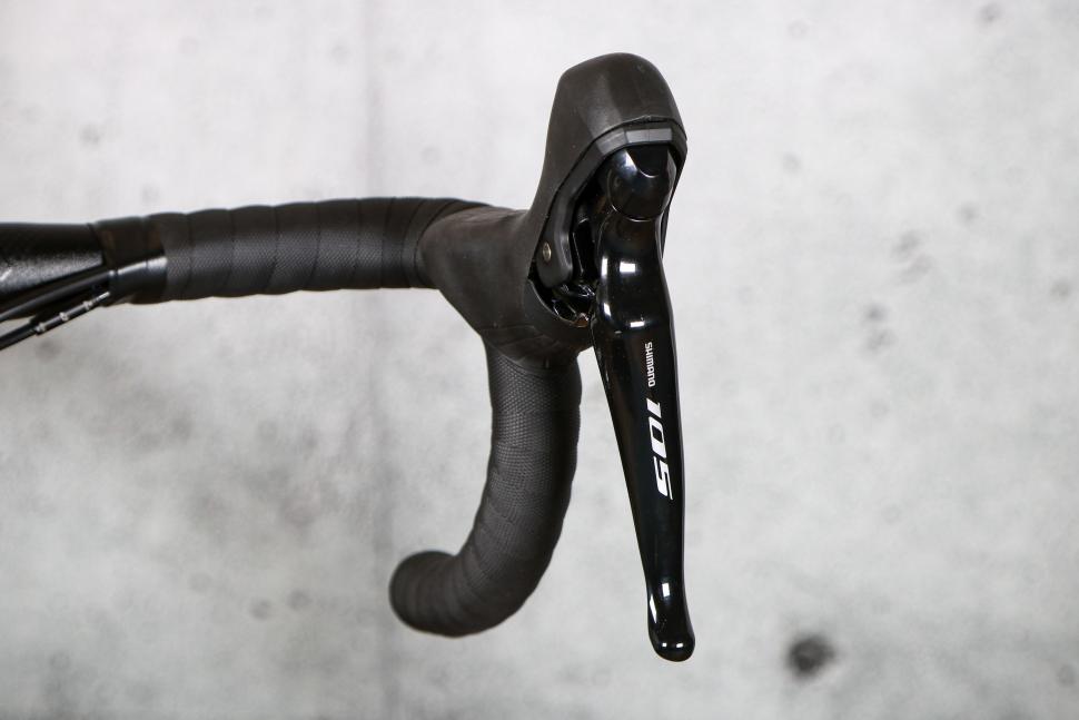 2022 Merida Scultura Limited - lever.jpg