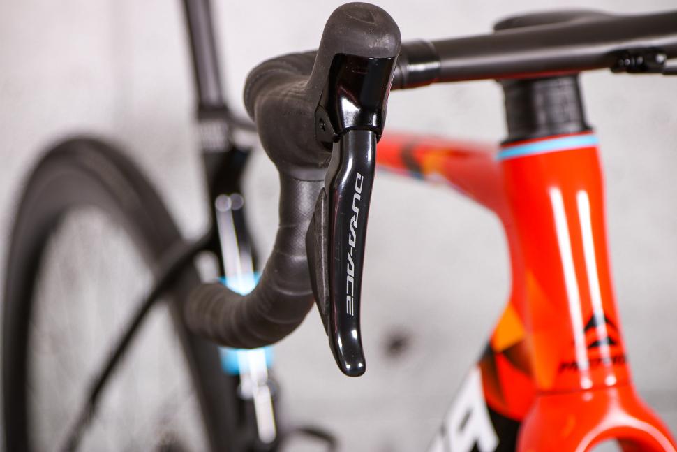 2022 Merida Scultura Team - brake lever 2.jpg