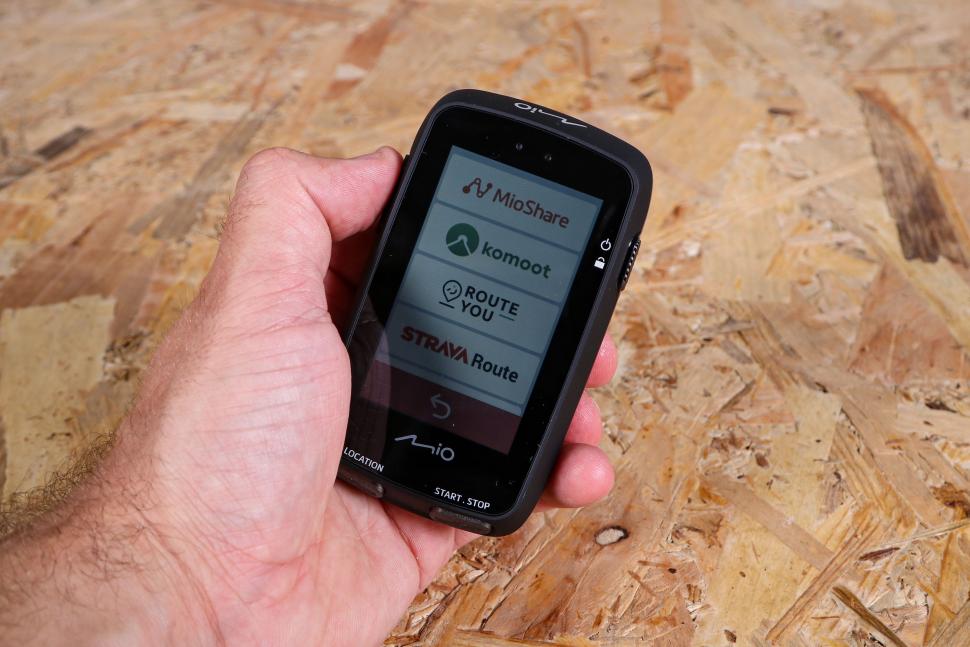 2022 Mio Cyclo Discover Pal GPS Cycle Computer - 4.jpg