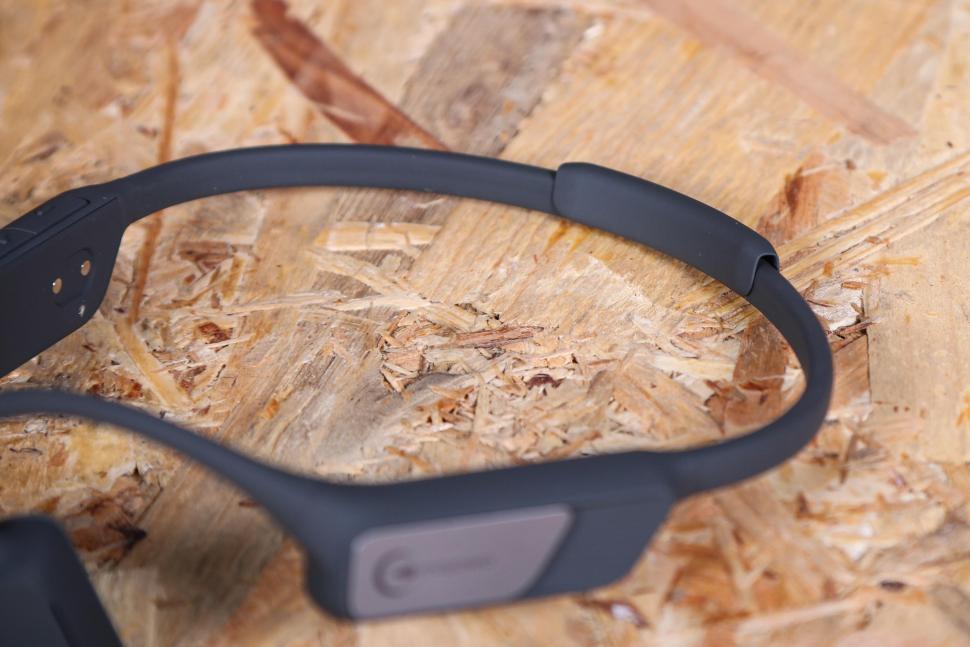 2022 Mojawa MOJO1 Wireless bone conduction headphones - strap back.jpg