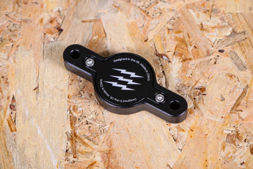 2022 Muc-Off Secure Tag Holder - back.jpg
