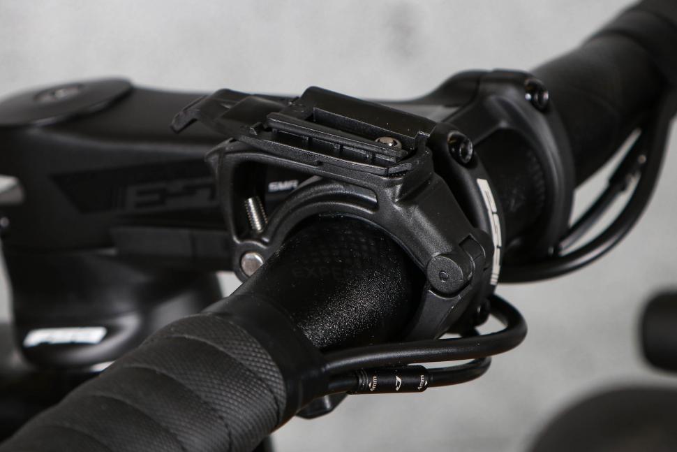 2022 Niterider Lumina 1800 Dual - mount 1.jpg