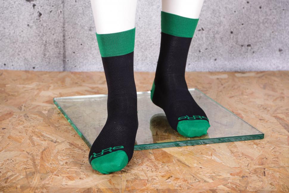 2022 Orro Aira Sock 1.jpg