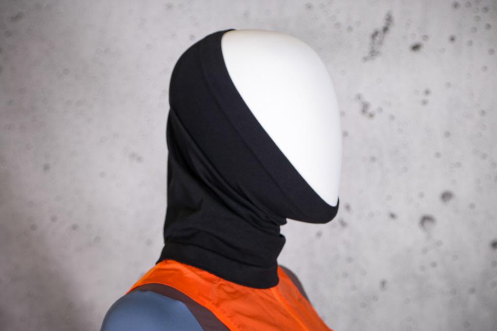 2022 Orro Luxe Neck Warmer 2.jpg