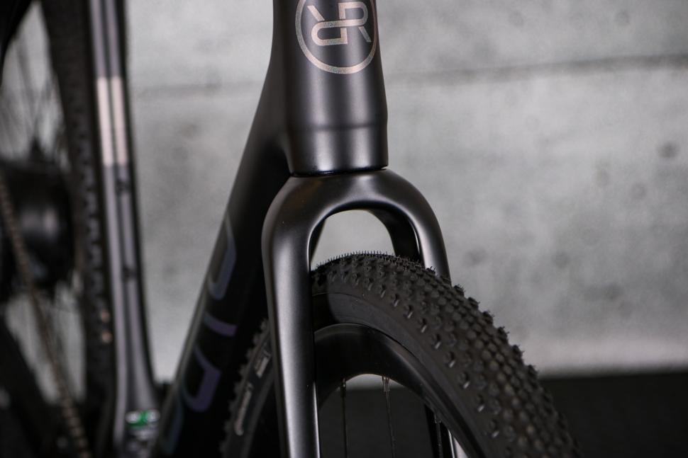 2022 Orro Terra E GRX600 E-Bike - fork clearance.jpg