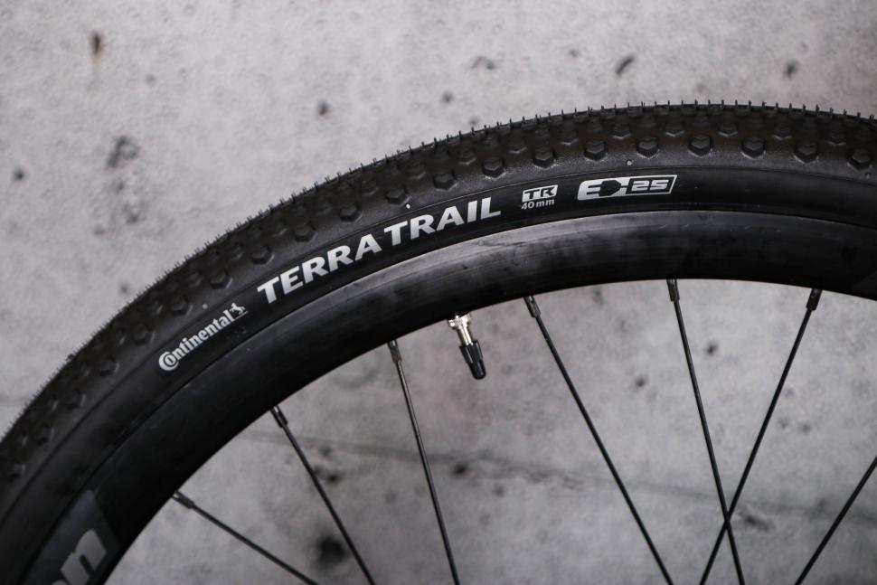 2022 Orro Terra E GRX600 E-Bike - tyre.jpg