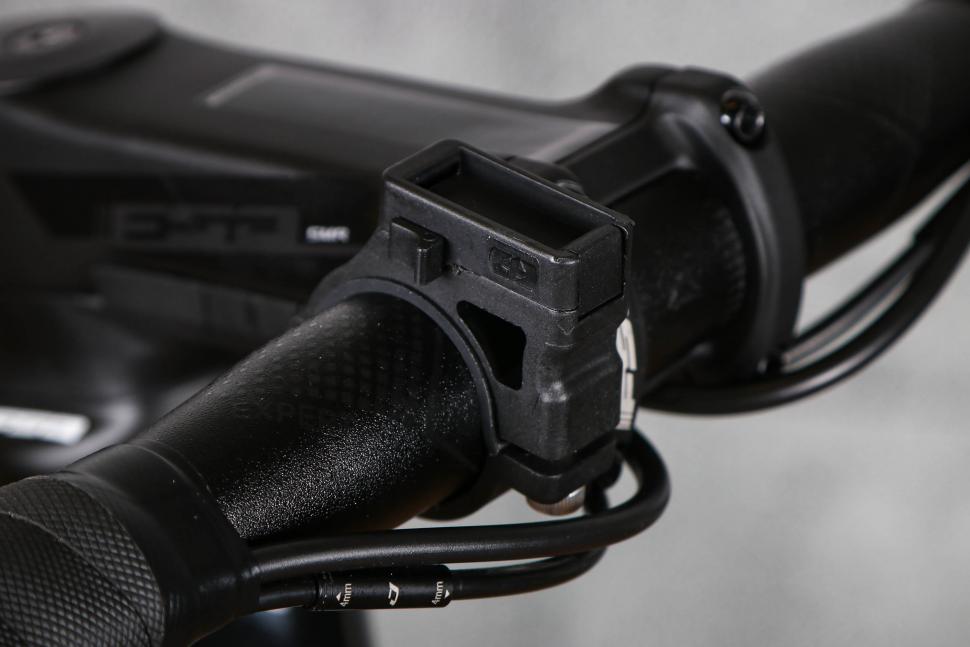 2022 Oxford Ultratorch CL500 - mount.jpg