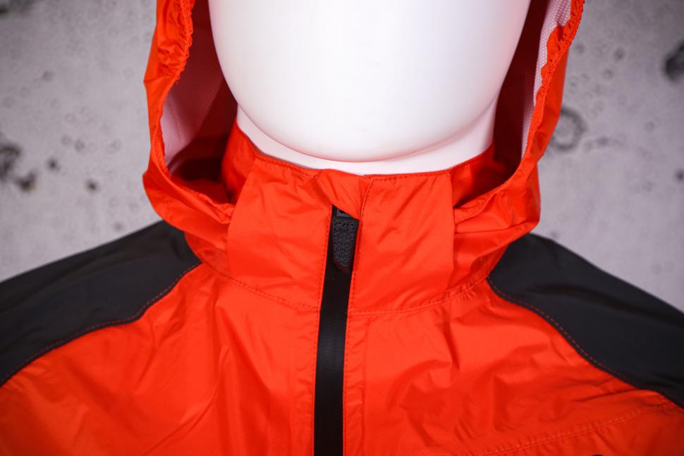 2022 Oxford Venture Jacket - collar.jpg